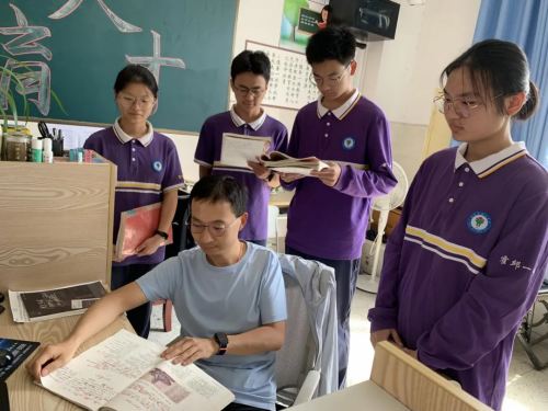 春有百花秋有月 夏有涼風(fēng)冬有雪